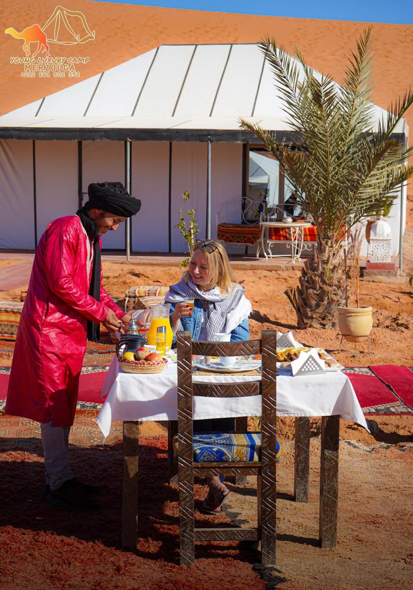 Young Luxury Camp Merzouga Exteriör bild